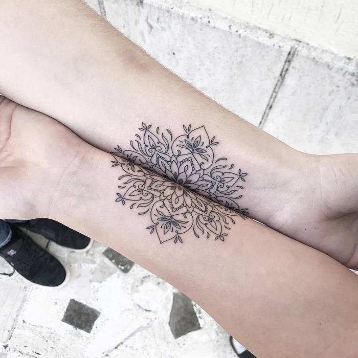 en güzel dövme, çiçek mandala tasarımı ile kollarda mürekkeple tamamlayıcı çizim