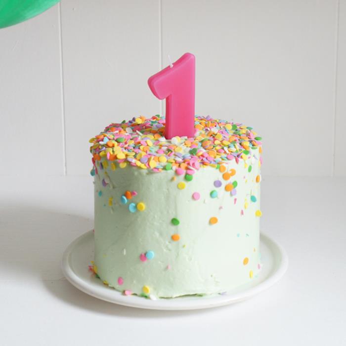 Otroške rojstnodnevne torte Enostavne srčkane rojstnodnevne torte za otroke