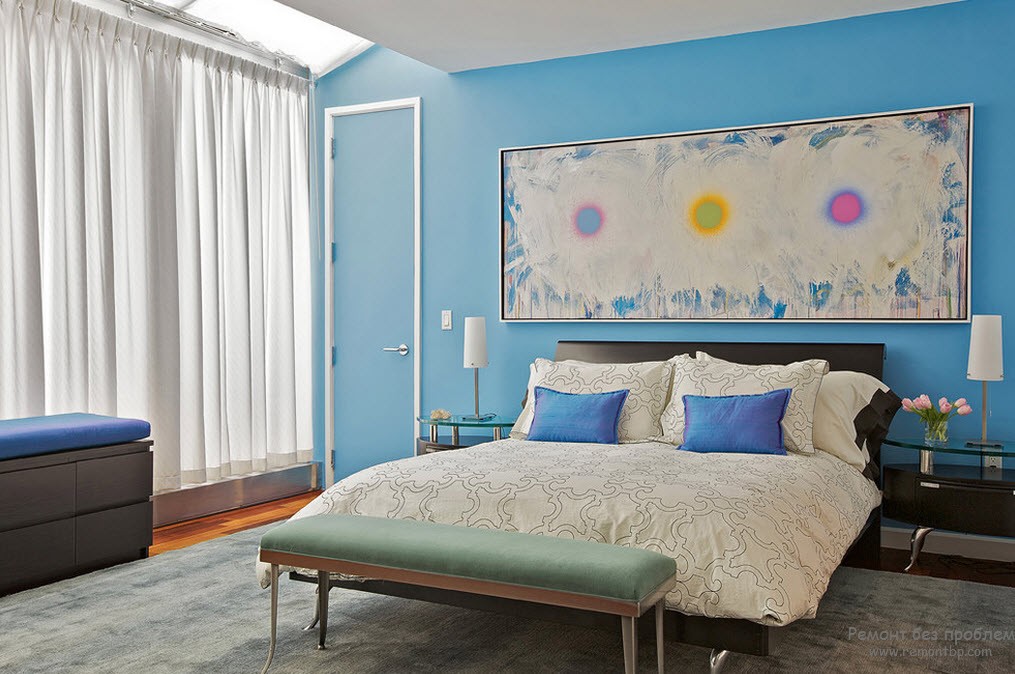 Dormitorio azul suave