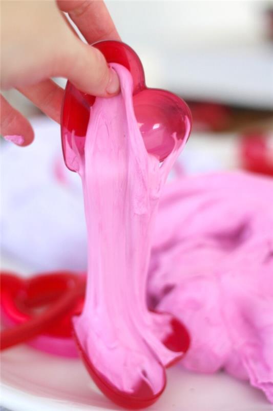 Purūs gleivių ingredientai yra rožinės spalvos ir rožinės spalvos rožiniai, skirti „Valentino“ šventei