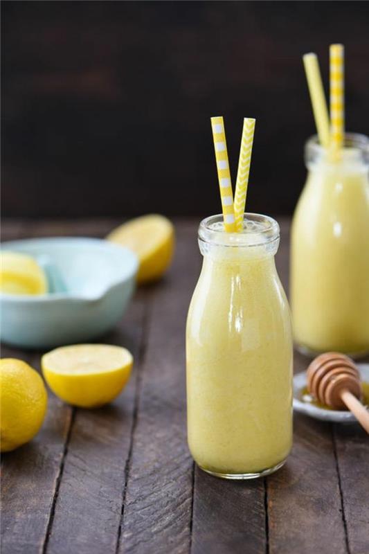 recept za smoothie z limono in medom