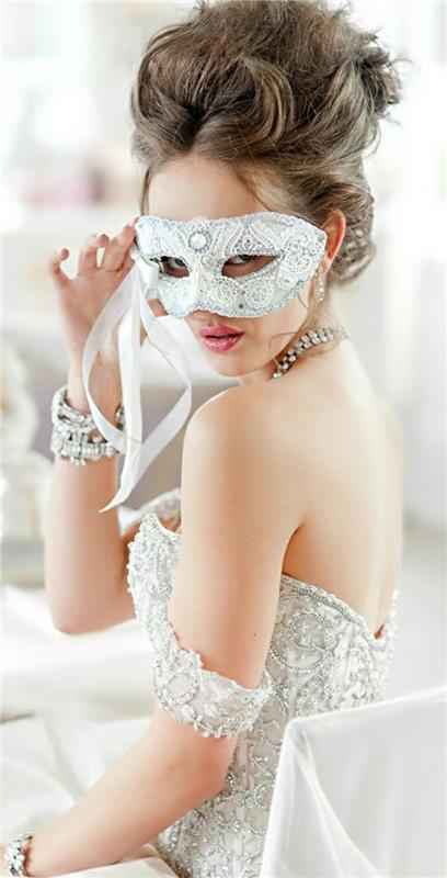 večerna-maska-maturantska-maska-s-poročnimi-maskami