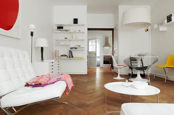 leseno-talno-pohištvo-v beli barvi