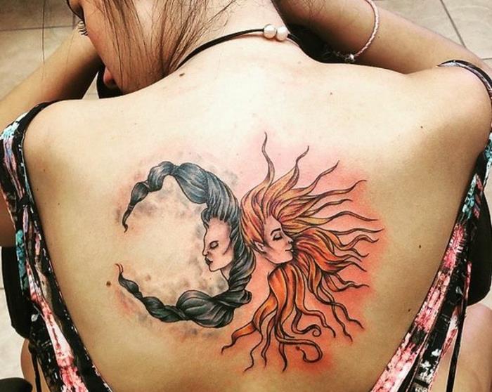 saulės tatuiruotė, labai meniška tatuiruotė, moters nugaros tatuiruotė, įkvepiantys vaizdai