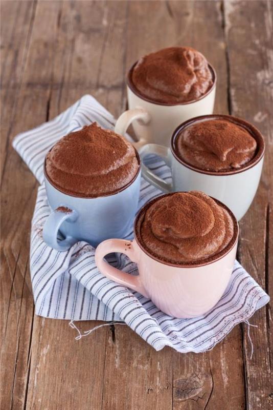 sufle-au-çikolata-sufle-fincanlarda servis