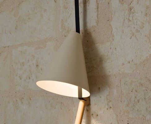 Luce a muro