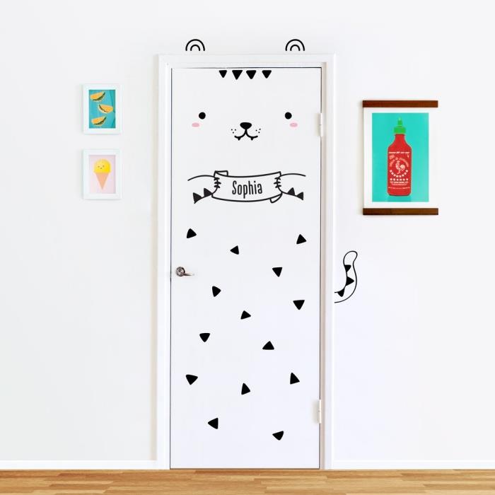 originali dekoratyvinė vaiko kambario idėja, mielais raštais atnaujinkite izoplano duris lipdukais durų lipdukams