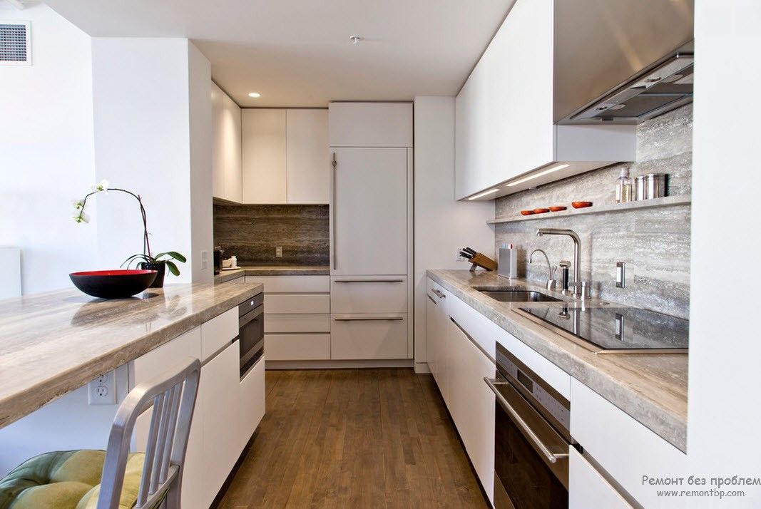 Cozinha pequena em estilo moderno