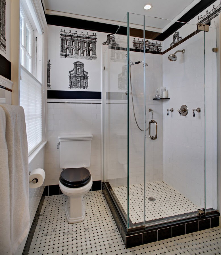 Bagno minuscolo con cabina doccia in vetro