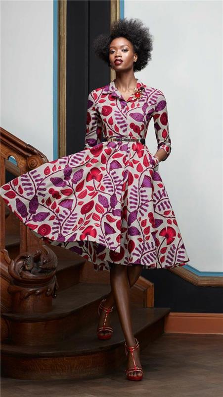 obleka z zelo razširjenim krilom, cvetličnimi vzorci, gumbanim izrezom, afriška moda, oblačila za afriške ženske, rdeče sandale s štiklami
