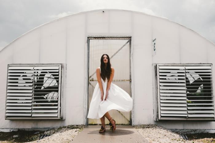 Klas Kadın Kıyafet Fikirleri Klas Kadın Klas Klas Daman Beyaz Elbise