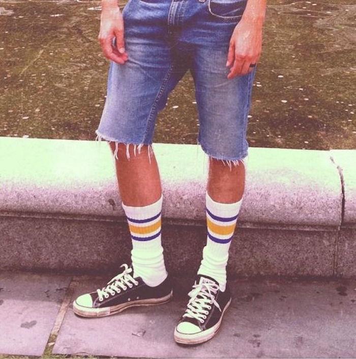 vintage skate outfit denim kratke hlače razrezane dolge nogavice in obratno