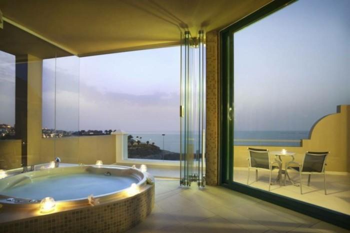 suite-with-jacuzzi-private-hotel-room-with-jacuzzi-romantic-weekend-jacuzzi-spa-jacouzi-suite-jacuzzi-private