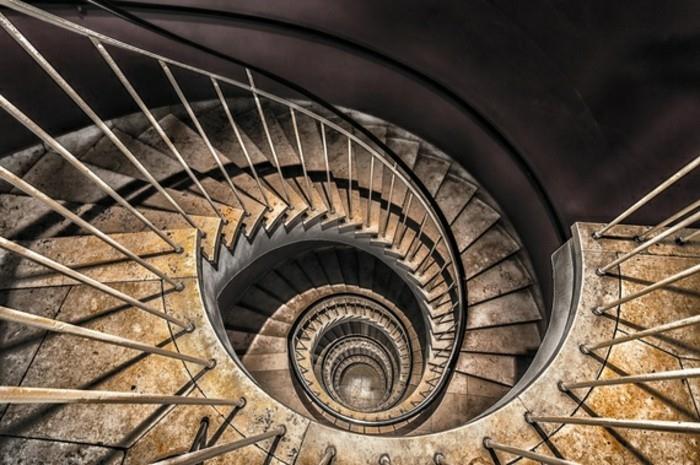 Fibonačio sekos-metalo dydžio laiptai