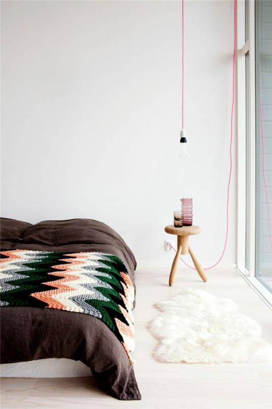 floresan pembe soketli ve kablolu sarkıt lamba, şık İskandinav tarzı yatak odası