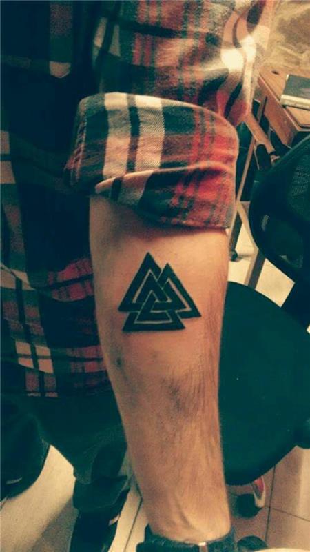 Galų tatuiruotės idėja vyrams ir moterims