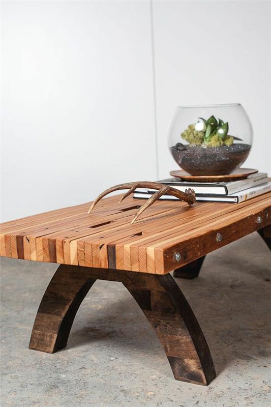 moderna-dnevna soba-mizica-s-paleto
