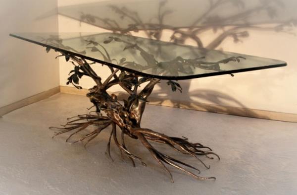 zanimiva-dekorativna-železna-in-steklena-mizica