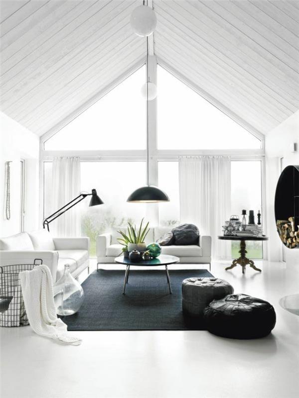 Skandinavska miza za kavo z dvema vrečama in belo spalnico