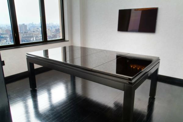 juoda-kabrioletas-biliardo stalas-vaizdas-of-the-new-york-living-room