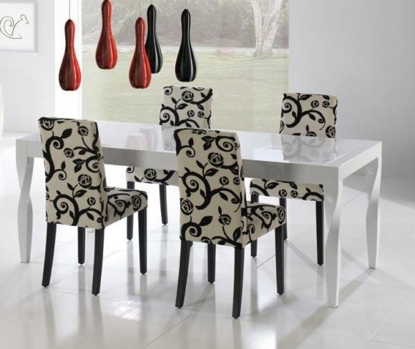 belo-lakirano-raztegljivi-namizni stoli-v-črno-beli