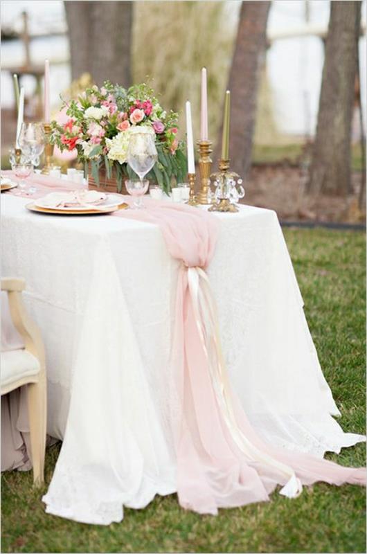zarif-beyaz-masa örtüsü-çiçek-düğün-düğün-masa dekorasyonu