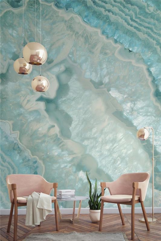 svetainės išdėstymas su medžio ir rožinės spalvos baldais, sienų apdaila su šiuolaikiškais turkio ir pilko marmuro dizaino tapetais