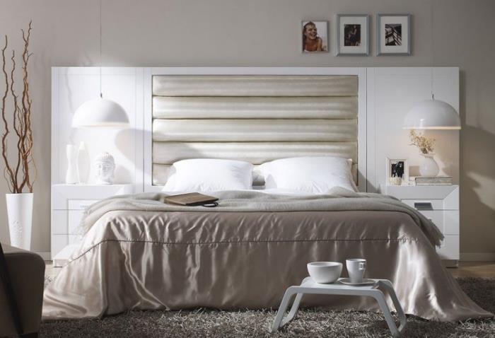 büyük beyaz başucu yatak ve gömme komodin ile modern tasarımlı yetişkin eksiksiz yatak odası