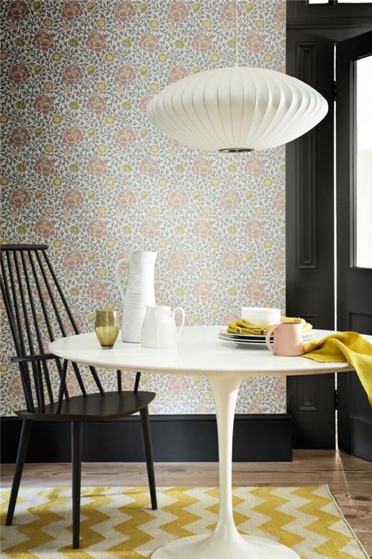 çiçek desenli modaya uygun duvar kağıdı deseni, beyaz yuvarlak masa ile küçük yemek odası dekorasyonu