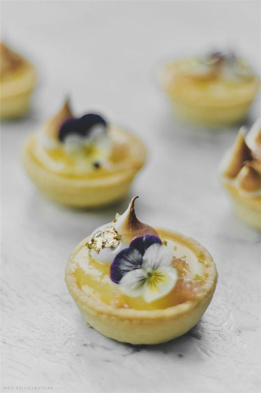 okusno-užitno-cvet-tart