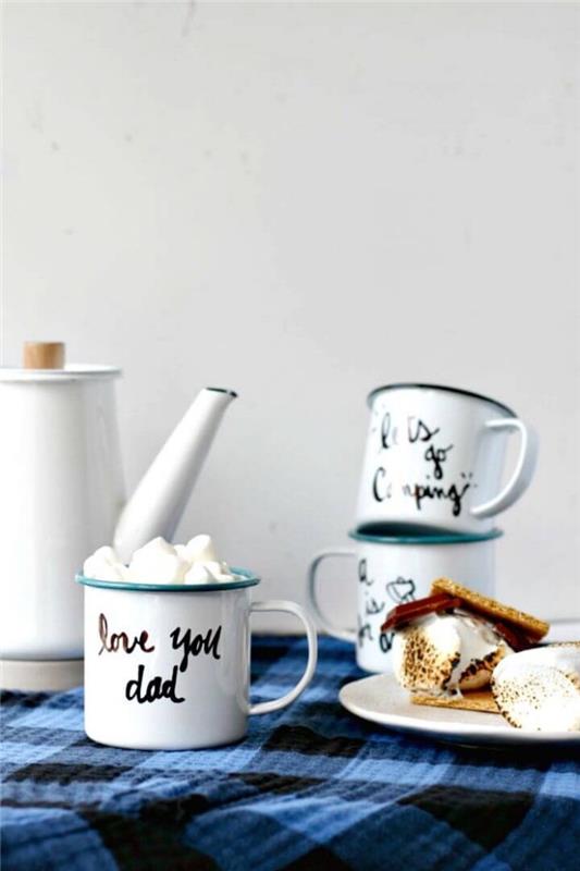 emaliuotas kavos puodelio suasmenintas stovyklavimo puodelio modelis su mielomis rankomis, kalėdinės dovanos idėja tėčiui