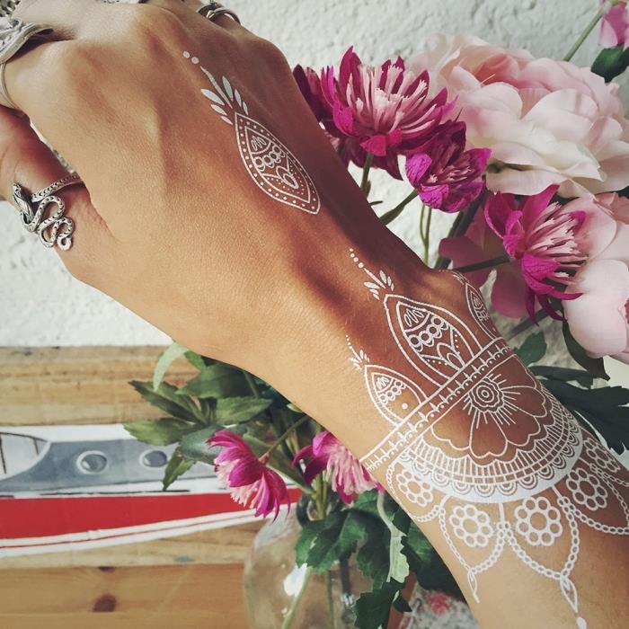 preprosta ročna kana, začasna tetovaža za ženske z vzorcem kapljice vode, bela ženska oblikovalska body art