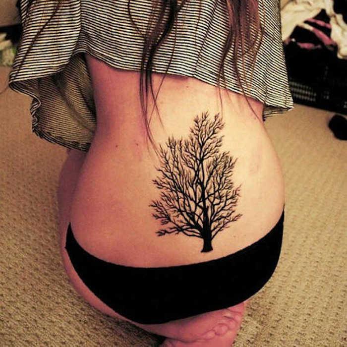 Kadınlar için alt sırt dövmesi fikir dövme ağacı doğa