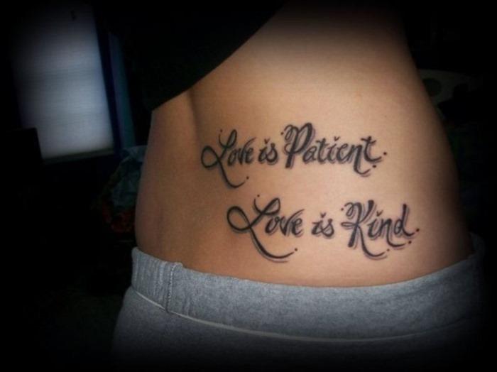apatinės nugaros tatuiruotė romantiška tatuiruotės frazė citata meilės inkstai