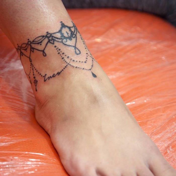 Ankle Tattoo Jewel Style Moteriška pėdų apyrankė su pakabukais