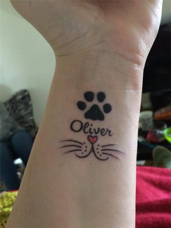 mačja tetovaža, tetovaže v čast svojih hišnih ljubljenčkov