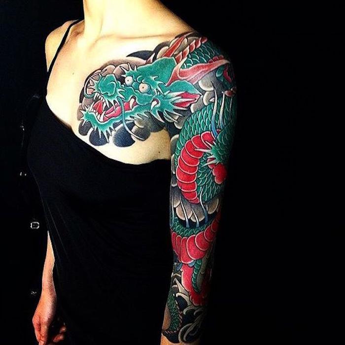 Japonų drakono visos rankos tatuiruotė