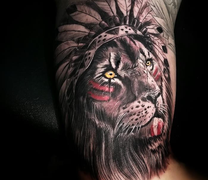 pomen tetovaže, risba s črnilom levje glave z indijskimi rdečimi črtami, moška tetovaža z indijskim dizajnom