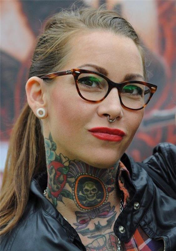 tatuiruotė kaklo moteris hipster tatuiruotės kaklo stiliaus senosios mokyklos senovinėmis spalvomis