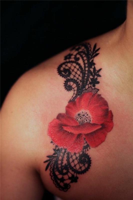çiçek dövmesi kadın, omzuna file dantel ve bitki motifli gelincik dövmesi