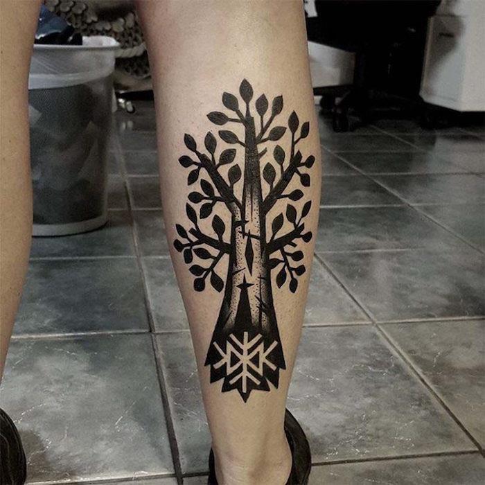 buzağı dövme kadın dövme ağaç bacak kız
