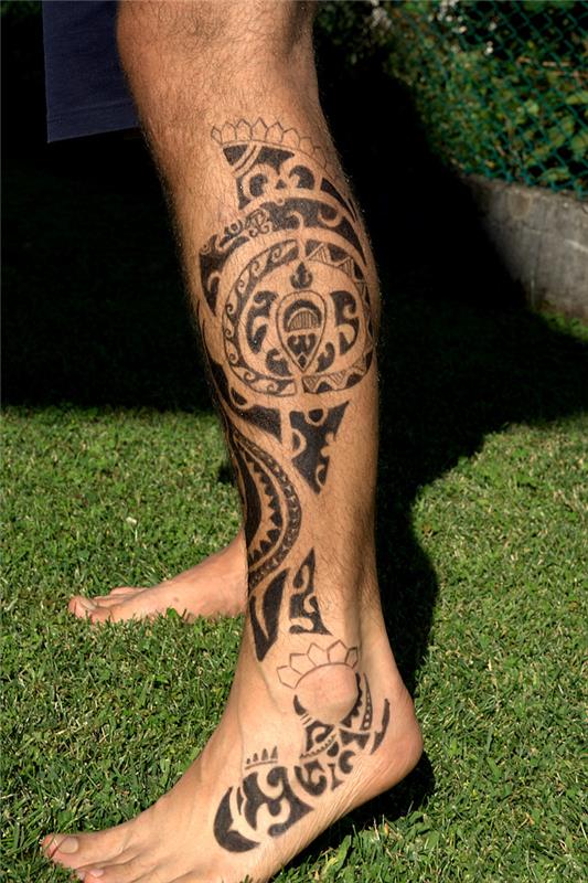 Maorių tatuiruotė veršelio ranka maorių reiškia Polinezijos Tahitian Polinezijos Samoa