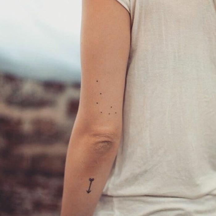 originali-tatuiruotė-moteris-idėjos-diskretiška tatuiruotė-moteris-gražiausia-tatuiruotė