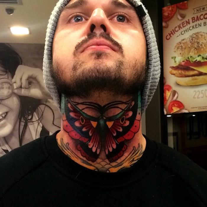 drugelio kaklo tatuiruotė vyrams spalvų derliaus kaklo tatuiruotės idėjos