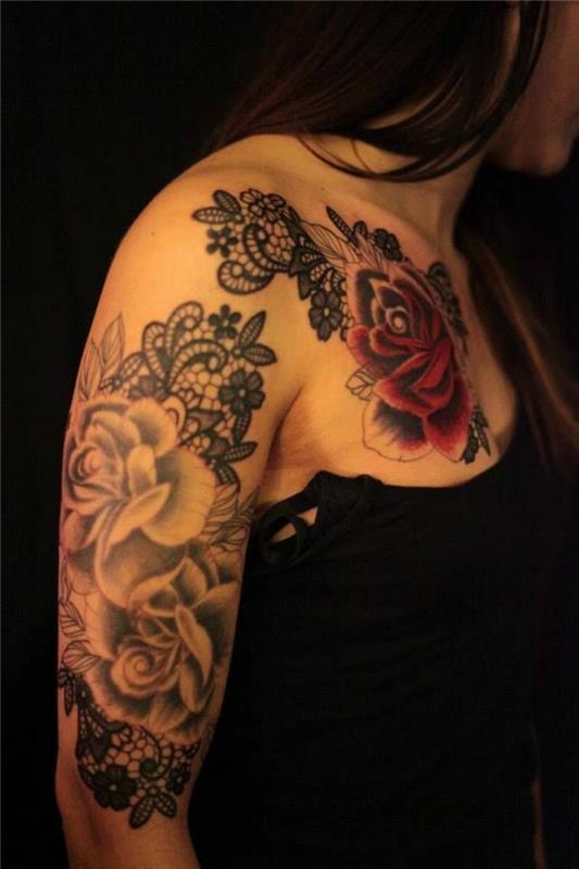 gül dantel dövme, omuz ve kol, dantel dövme ve kırmızı ve siyah çiçek motifleri