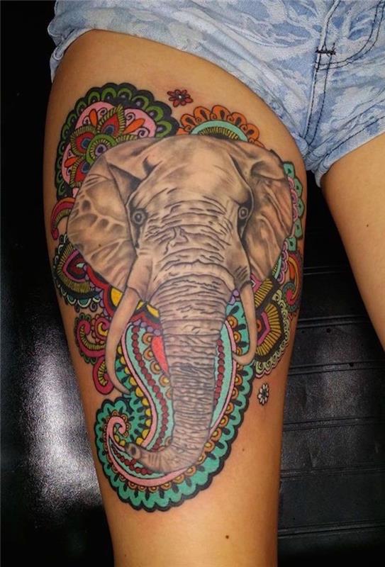 dramblio tatuiruotė ant šlaunies spalvų ant kojos