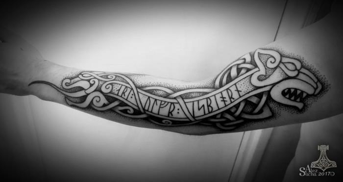 Vikingų scenarijų tatuiruotė vikingų simbolių tatuiruotės idėja