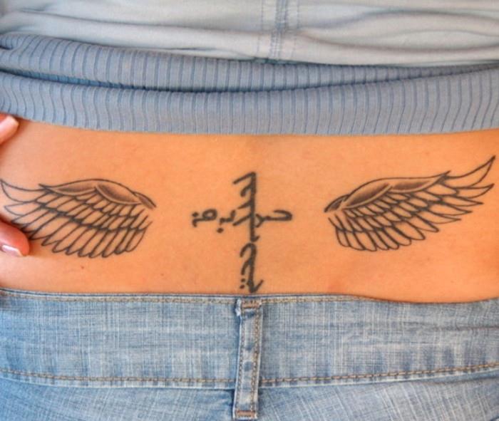Tatuiruotės moterims apatinės nugaros dalies sparnų tatuiruotės sparno klubo