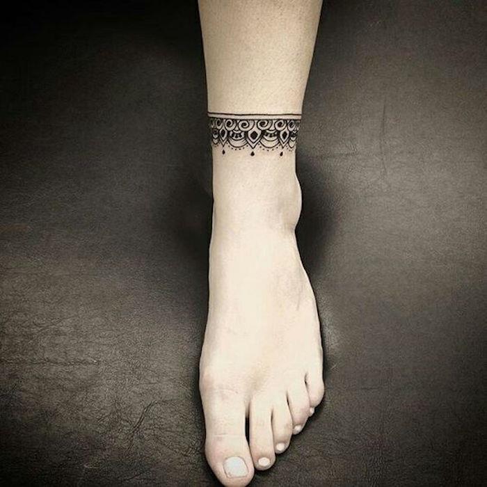 dövme bileklik ayak bileği dövme ayak zinciri stili