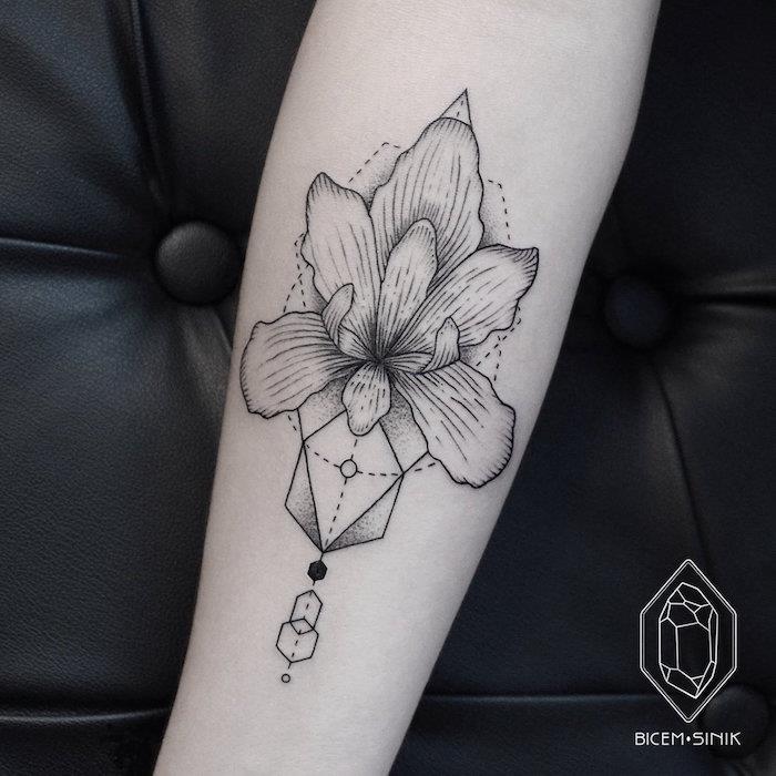 orchidėjų tatuiruotės dilbio tatuiruotės geometrija